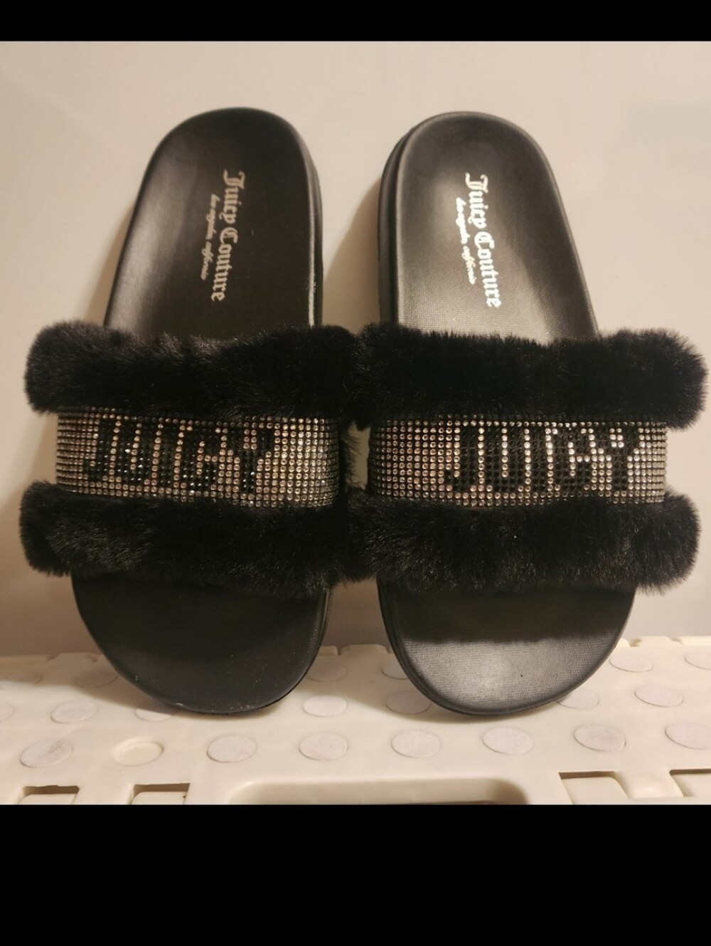 Sz 6 Juicy Couture Black RHINESTONE FURRY,SLIDES,SLIPPERS,SANDALS.